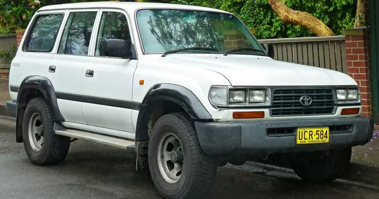 Toyota Land Cruiser (J80, Restylage 1995) (1995-1998)