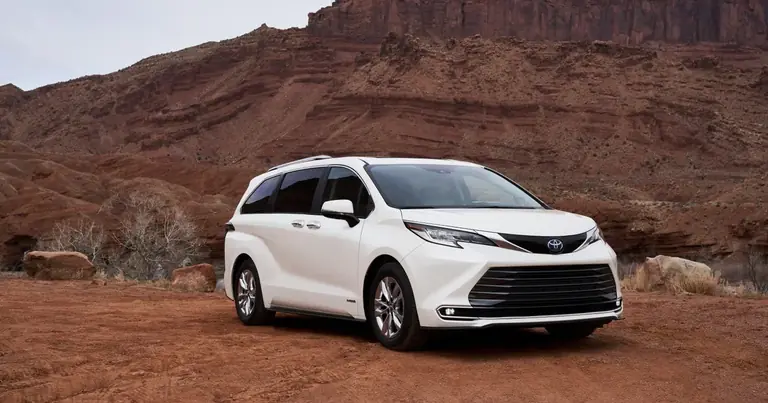 Toyota Sienna IV (2020-Présent)